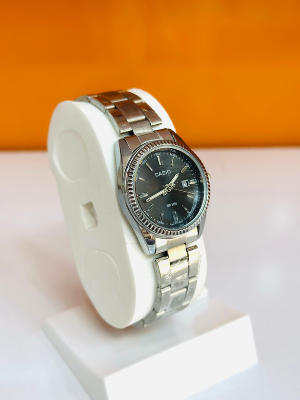 ساعت مچی کاسیو CASIO زنانه بند استیل کلاسیک