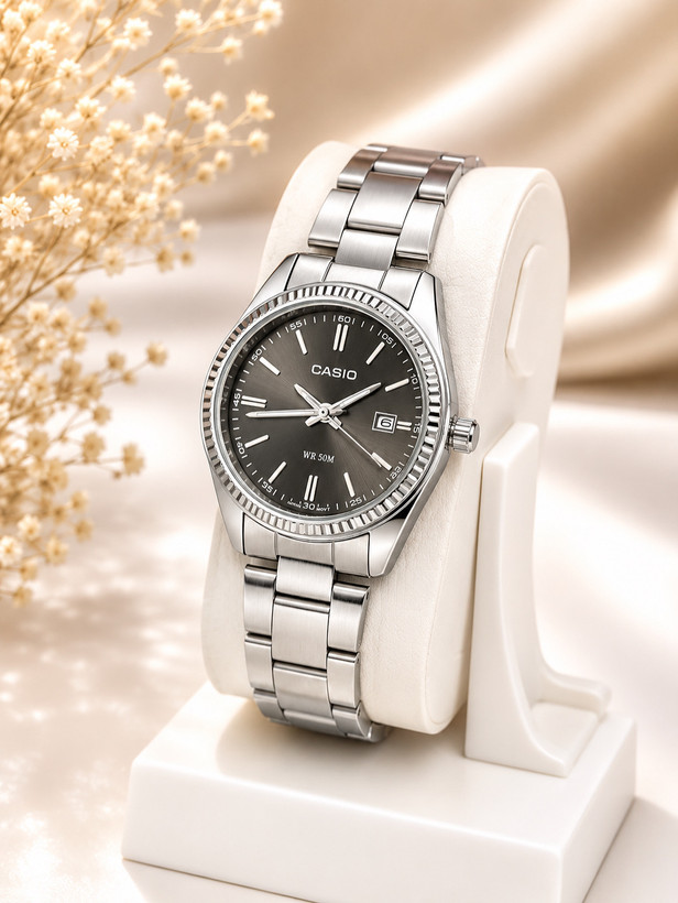 ساعت مچی کاسیو CASIO زنانه بند استیل کلاسیک